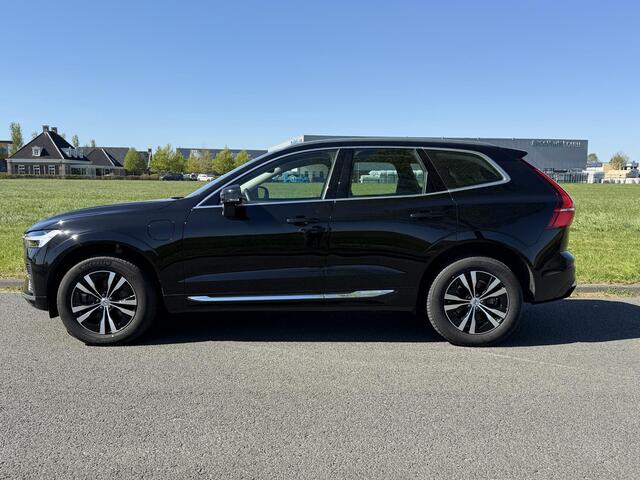 Volvo XC60 2.0 T8 Plug-in hybrid AWD Inscription | SOH 100% | Panoramadak | Standkachel | Stoelverwarming | Cruise control adaptief | Apple Carplay/Android Auto | Achteruitrijcamera |