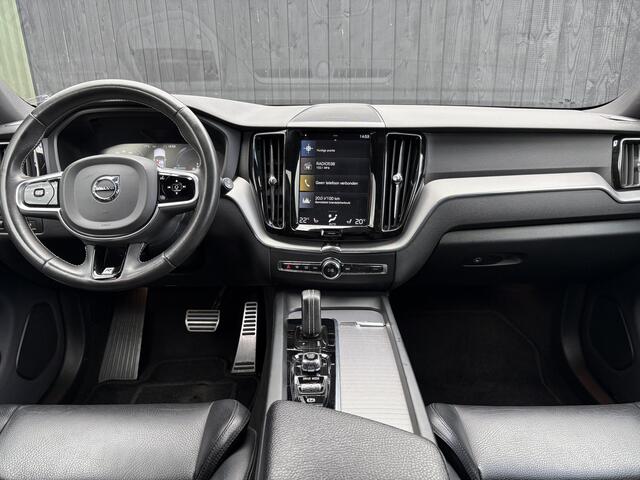 Volvo XC60 2.0 Recharge T8 AWD R-Design