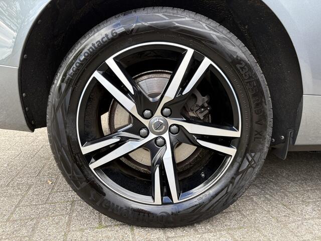 Volvo XC60 2.0 Recharge T8 AWD R-Design