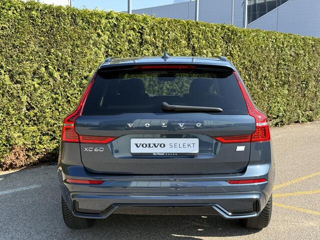 Volvo XC60 T6 Plug in Hybrid AWD Plus Dark