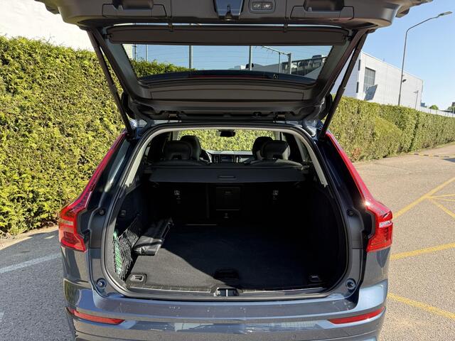 Volvo XC60 T6 Plug in Hybrid AWD Plus Dark