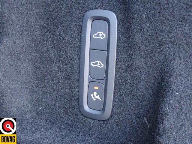 Volvo XC60 2.0 Recharge T8 AWD Business Pro