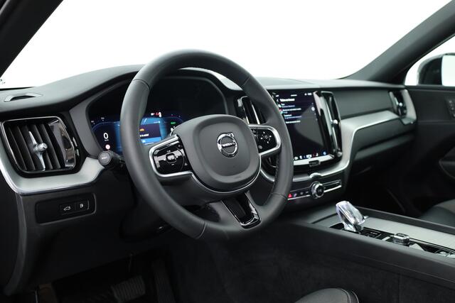 Volvo XC60 2.0 T6 Plug-in hybrid AWD Plus Dark SOH 97,7% | Pano | Memory Seats | Elek. Trekhaak | Camera | Stoel- Stuurverw. | 21'' | Pilot Assist