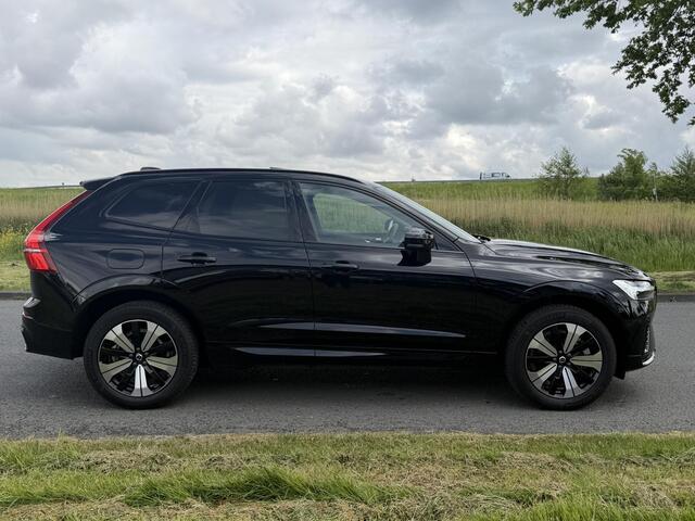 Volvo XC60 2.0 T6 Plug-in hybrid AWD Plus Dark | SOH 100% | Trekhaak | Panoramadak | Cruise Control Adaptief | Voorstoelen met Geheugen | Stoelverwarming | Apple Carplay/Android Auto |
