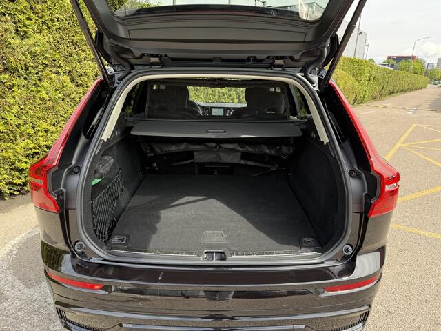 Volvo XC60 T6 Plug-in hybrid AWD Ultimate Bright | Blis | Apple CarPlay | Google | Panorama dak | Keyless | Bluetooth |