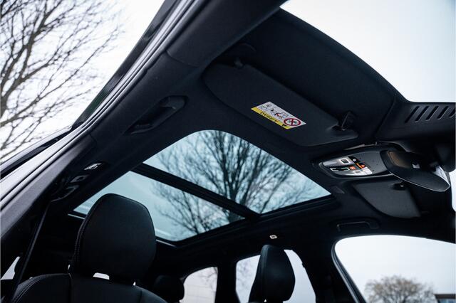 Volvo XC60 T6 Recharge Ultimate Black Edition ** Leer ** B&W ** Four-C luchtvering ** Trekhaak