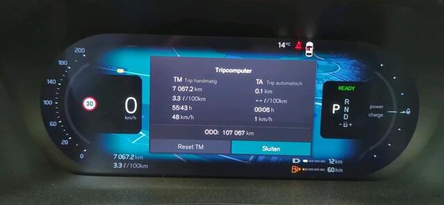 Volvo XC60 2.0 T6 350 pk Plug-in hybrid AWD Bright Navigatie Trekhaak Google Elek Comfort Stoelen Carplay Panoramadak Stoel + Stuurverwarming Pilot Assist Getint Glas NL Auto Long Range