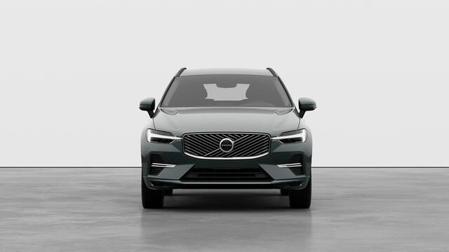 Volvo XC60 2.0 T6 Plug-in hybrid AWD Essential | Extra getint glas | Driver Assist | Climate line | 19" | All Season Banden | Charcoal Hemelbekleding | Park Assist Voor en Achter |