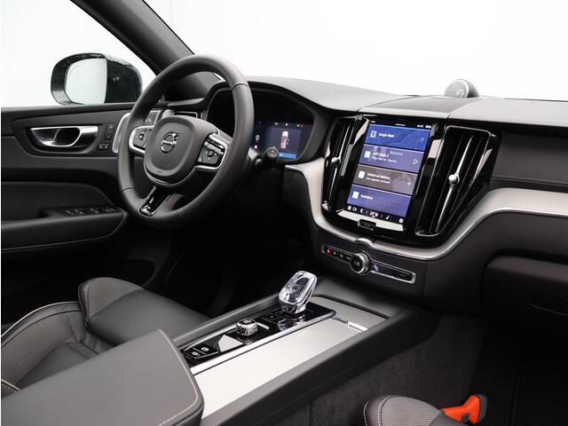 Volvo XC60 2.0 T8 Plug-in hybrid AWD Ultra Black Edition PHEV, Automaat, Luchtvering, Bower & Wilkins audio, Trekhaak semi elektrisch, Stoel- en stuurverwarming, Parkeercamera 360 graden, Panoramadak