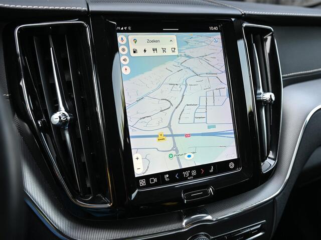 Volvo XC60 2.0 T8 Plug-in-hybrid AWD Polestar Engineered | NL Auto | Bowers & Wilkins | Camera | Panoramadak | Trekhaak | Memory Seat | Stuurverwarming | Stoelverwarming | Keyless Entry | ACC