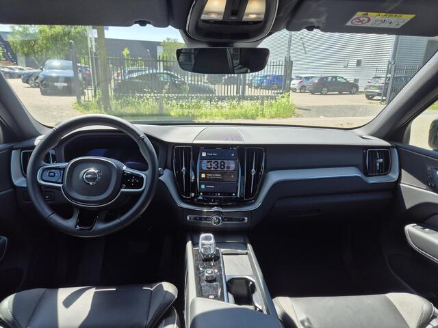 Volvo XC60 2.0 T6 Plug-in hybrid AWD Plus Black Edition Trekhaak/Panodak/ACC/BLIS etc.