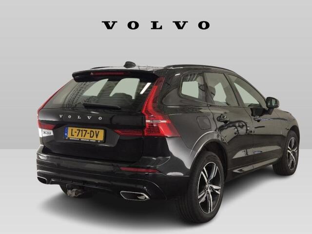 Volvo XC60 2.0 B5 R-Design | 360° Camera | Adaptieve cruise | BLIS | Power seat | Memory | Trekhaak | Keyless enty/start | Apple carplay/android auto |