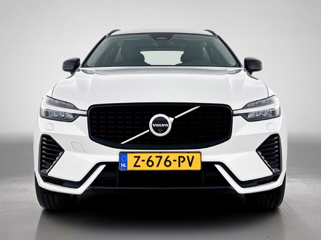 Volvo XC60 2.0 T6 AWD Ultimate Dark | Panorama dak | Trekhaak |
