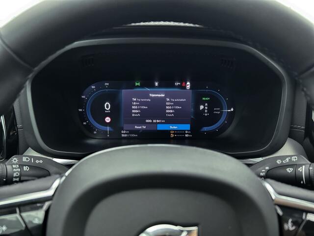 Volvo XC60 2.0 T6 AWD Ultimate Dark | Panorama dak | Trekhaak |