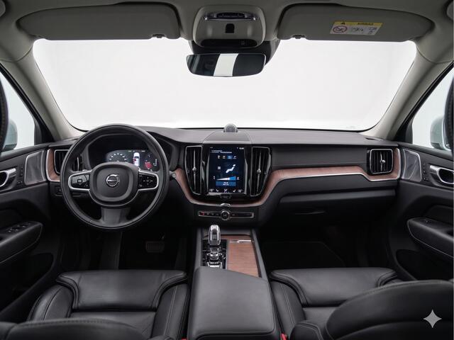 Volvo XC60 2.0 T8 Twin Engine AWD Inscription | Luchtvering | Bowers & Wilkins Audio | Stoelventilatie | Stoelverwarming | Stuurwiel Verwarmd | Head-Up Display