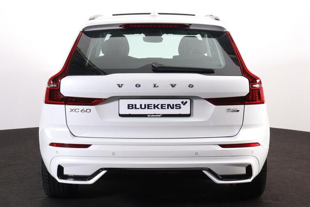 Volvo XC60 T6 Recharge AWD Ultra Dark - Panorama/schuifdak - IntelliSafe Assist & Surround - 360º Camera - Harman/Kardon audio - Adaptieve LED koplampen - Verwarmde voorstoelen, stuur & achterbank - Parkeersensoren voor & achter - Elektr. bedienb. voorstoelen met ge