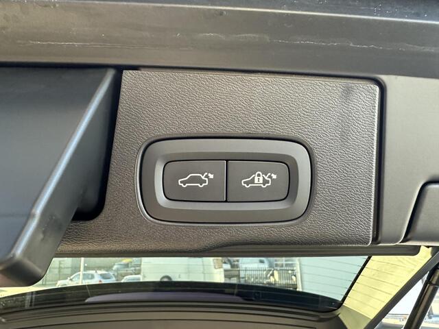 Volvo XC60 2.0 T8 Plug-in hybrid AWD Plus Dark H&K|Trekhaak|pano|360