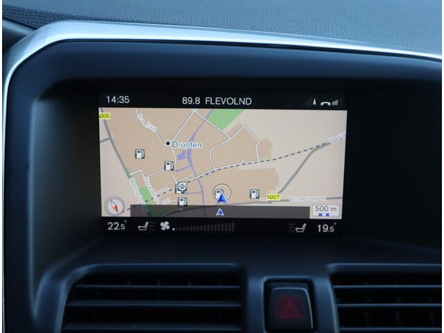 Volvo XC60 2.0 T5 FWD Polar+ Panodak / Stoelverw. / Lage KM Uitzonderlijk nette staat!