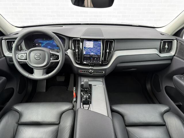 Volvo XC60 2.0 T8 Plug-in hybrid AWD Ultimate Bright | Schuif-/Kanteldak | 360 Camera | Adaptieve Cruise Control | Head-Up Display | Stoel-/Stuurverwarming | Getint Glas | Harman Kardon Audio | BLIS |