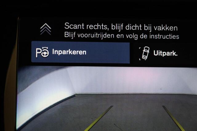 Volvo XC60 2.0 T5 AWD Inscription | INSCRIPTION PLUS LINE / CONNECT- PACK | STUURVERWARMING | STOELVENTILATIE | HEAD UP | APPLE | 360 CAMERA | TREKHAAK