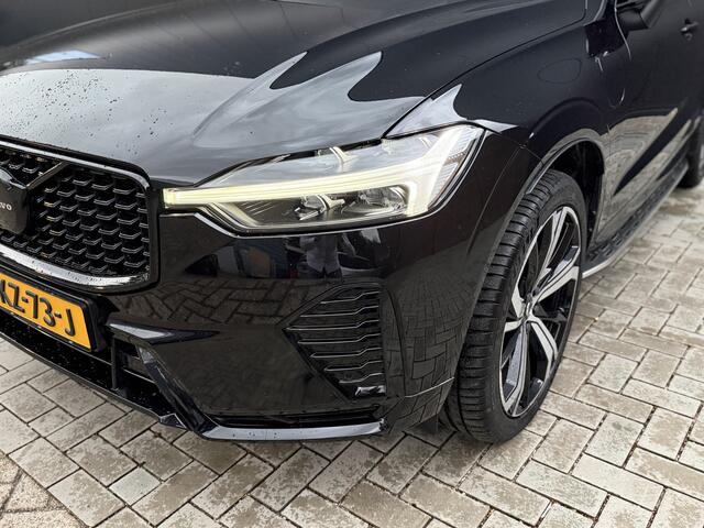 Volvo XC60 2.0 T6 Plug-in hybrid AWD Plus Dark | 21 inch | Side skirts | Sport leder