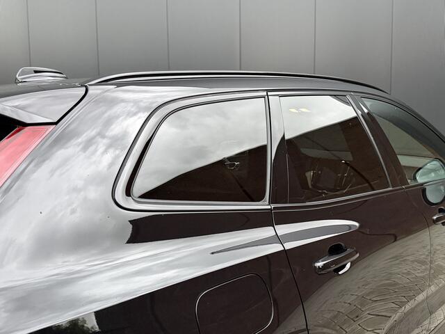 Volvo XC60 2.0 T6 Plug-in hybrid AWD Plus Dark | 21 inch | Side skirts | Sport leder