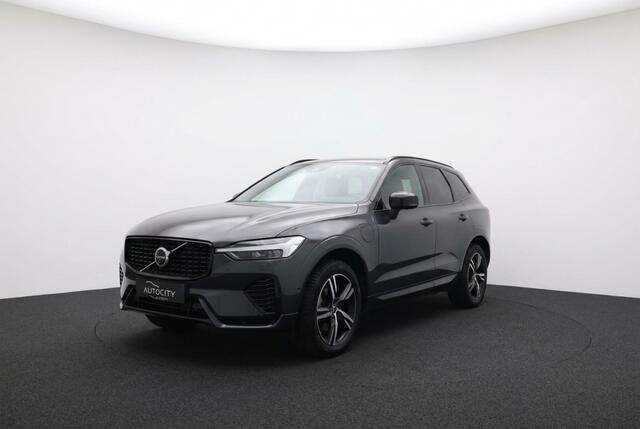 Volvo XC60 2.0 T8 AWD Plus Dark 455PK | Pano | Luchtvering | Trekhaak
