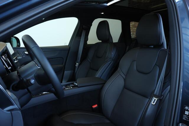 Volvo XC60 2.0 T8 Plug-in hybrid AWD Ultra Black Edition | Panoramadak | Luchtvering | Verwarmbare voorstoelen met massagefunctie en ventilatie | 360 graden camera | Head-up display | Elektrische achterklep | Keyless |