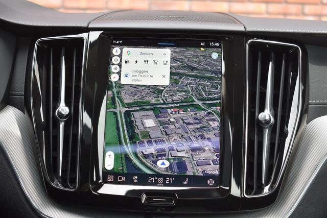 Volvo XC60 T6 350PK Plug-in hybrid AWD Ultra Dark | Head Up Display | Panoramadak |