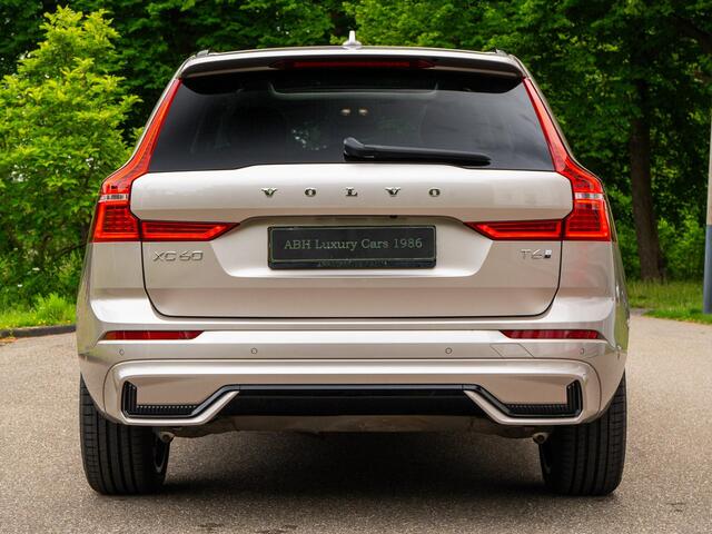 Volvo XC60 2.0 T6 Plug-in hybrid AWD Plus Dark | Pano | Head-up | Harman K | 360 camera |