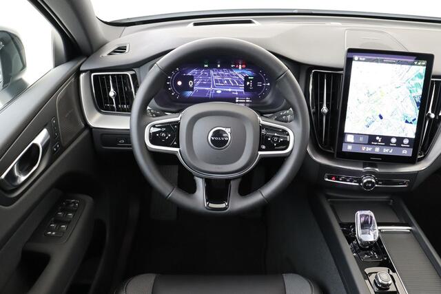 Volvo XC60 II T6 PLUG-IN HYBRID AWD PLUS BLACK EDITION -PANO.DAK|HARMAN/KARDON|LUCHTVERING|HEAD-UP DISP.|ADAP.LED|TREKHAAK|22"