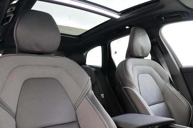 Volvo XC60 II T6 PLUG-IN HYBRID AWD PLUS BLACK EDITION -PANO.DAK|HARMAN/KARDON|LUCHTVERING|HEAD-UP DISP.|ADAP.LED|TREKHAAK|22"