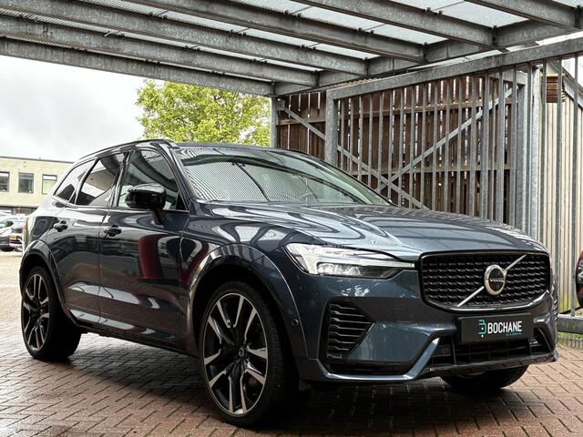 Volvo XC60 2.0 T6 Plug-in hybrid AWD Ultimate Dark 350PK | Panoramadak | Harman/Kardon | Dodehoekassistent | 360 ° Camera | Elektrische Trekhaak