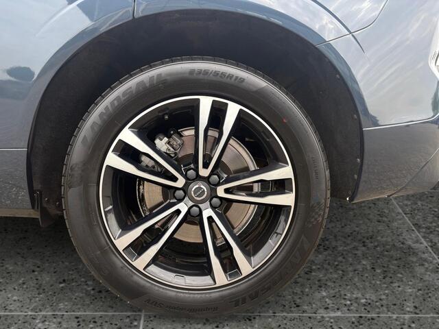 Volvo XC60 2.0 T5 Momentum | Trekhaak afneembaar | Keyless |
