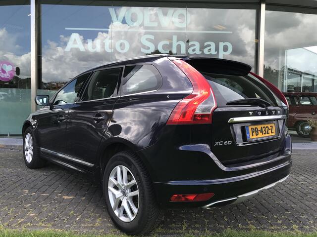 Volvo XC60 2.0 T5 FWD Polar+ Automaat | Rijklaar incl garantie | Panoramadak Trekhaak afneembaar Standkachel