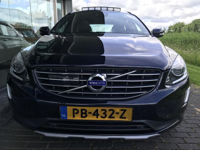 Volvo XC60 2.0 T5 FWD Polar+ Automaat | Rijklaar incl garantie | Panoramadak Trekhaak afneembaar Standkachel