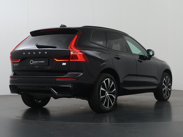 Volvo XC60 2.0 T6 Plug-in hybrid AWD Plus Bright | Panoramadak | Harman / Kardon | Parkeercamera 360° | Cruise Control Adaptief | Fulle Led koplampen |