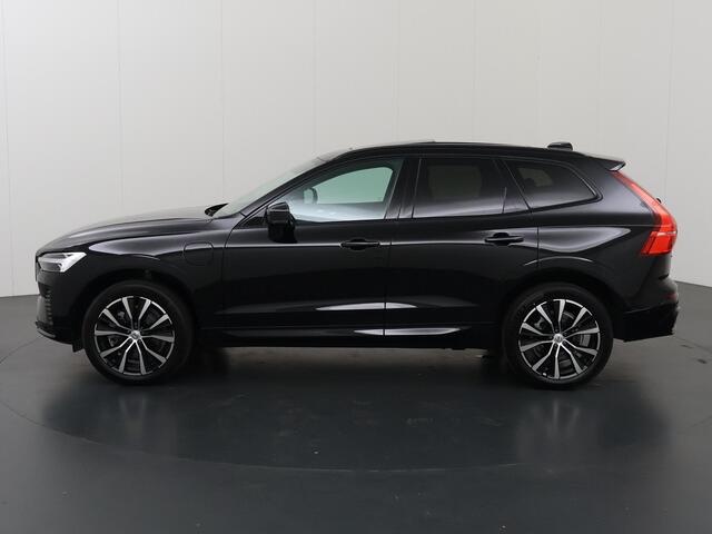 Volvo XC60 2.0 T6 Plug-in hybrid AWD Plus Bright | Panoramadak | Harman / Kardon | Parkeercamera 360° | Cruise Control Adaptief | Fulle Led koplampen |