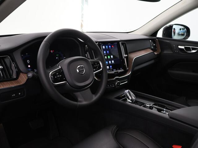 Volvo XC60 2.0 T6 Plug-in hybrid AWD Plus Bright | Panoramadak | Harman / Kardon | Parkeercamera 360° | Cruise Control Adaptief | Fulle Led koplampen |