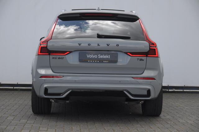 Volvo XC60 T8 455PK Automaat hybrid AWD Ultra Black Edition Luchtvering/ Semi-elektrisch inklapbare trekhaak/ Stoelverwarming voor en achter/ Stuurverwarming/ Harman Kardon Audio/
