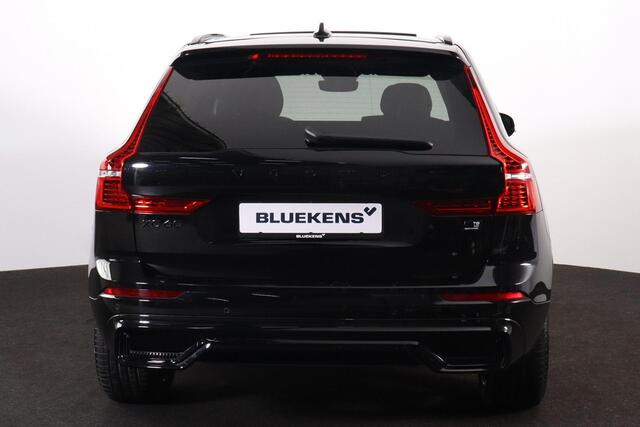 Volvo XC60 T8 Recharge AWD Ultra Black Edition - Panorama/schuifdak - IntelliSafe Assist & Surround - Harman/Kardon audio - Parkeercamera achter - Verwarmde voorstoelen, stuur & achterbank - Parkeersensoren voor & achter - Elektr. bedienb. voorstoelen met geheugen -