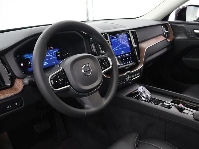 Volvo XC60 2.0 T8 Plug-in hybrid AWD Ultimate Bright | Panoramadak | Stoel/Stuurverwarming | Cruise Control Adaptief | Harman / Kardon | Elektr. Achterklep | 21"Lichtmetalen Velgen |