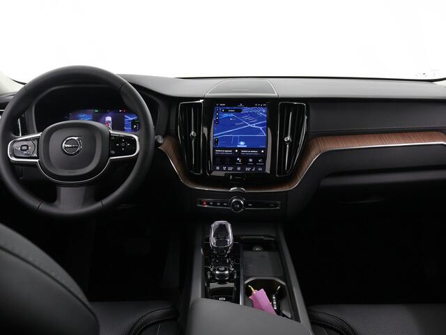 Volvo XC60 2.0 T8 Plug-in hybrid AWD Ultimate Bright | Panoramadak | Stoel/Stuurverwarming | Cruise Control Adaptief | Harman / Kardon | Elektr. Achterklep | 21"Lichtmetalen Velgen |