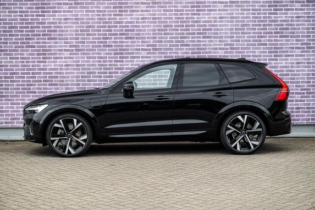 Volvo XC60 2.0 T8 Plug-in hybrid AWD Ultra Dark Executive Edition | Luchtvering | 22" | Gelamineerd Glas | Bowers & Wilkins | Stoelmassage & Ventilatie |