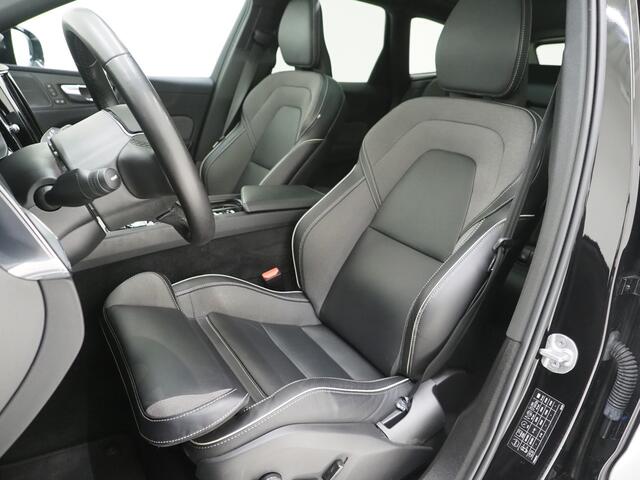 Volvo XC60 2.0 T6 Plug-in hybrid AWD Plus Black Edition | Long Range | Panoramadak | Harman/Kardon | Pilot Assist | Camera | Memory | Keyless