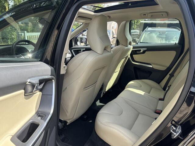 Volvo XC60 2.0 D4 Aut8 Polar+ Panorama Standkachel