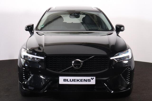 Volvo XC60 T8 Recharge AWD Ultimate Dark - Luchtvering - Panorama/schuifdak - IntelliSafe Assist & Surround - 360° Camera - Harman/Kardon audio - Verwarmde voorstoelen, stuur & achterbank - Parkeersensoren voor & achter - Elektr. bedienb. voorstoelen met geheugen - 
