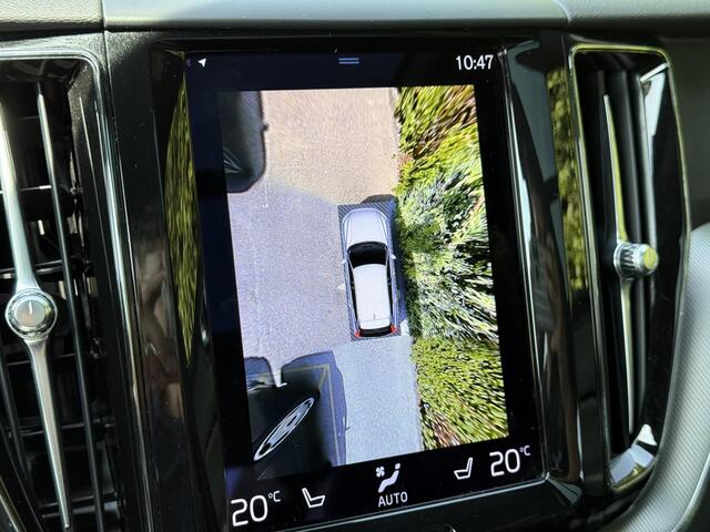 Volvo XC60 Recharge T6 AWD R-Design B&W Audio Trekhaak Aut.