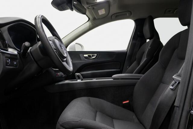 Volvo XC60 B4 MHEV 197PK Momentum 2WD | Dealeronderhouden