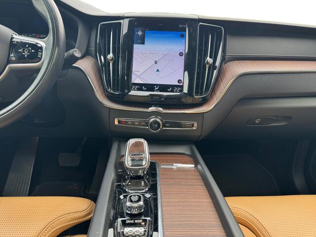 Volvo XC60 Recharge T8 AWD Inscription |Luchtvering| 360 camera| Nappa Leder| Trekhaak| Head-Up|